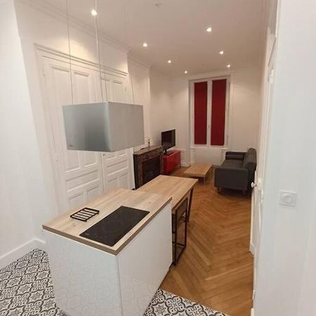 Appartement Proche Gare Part-Dieu Lyon Luaran gambar